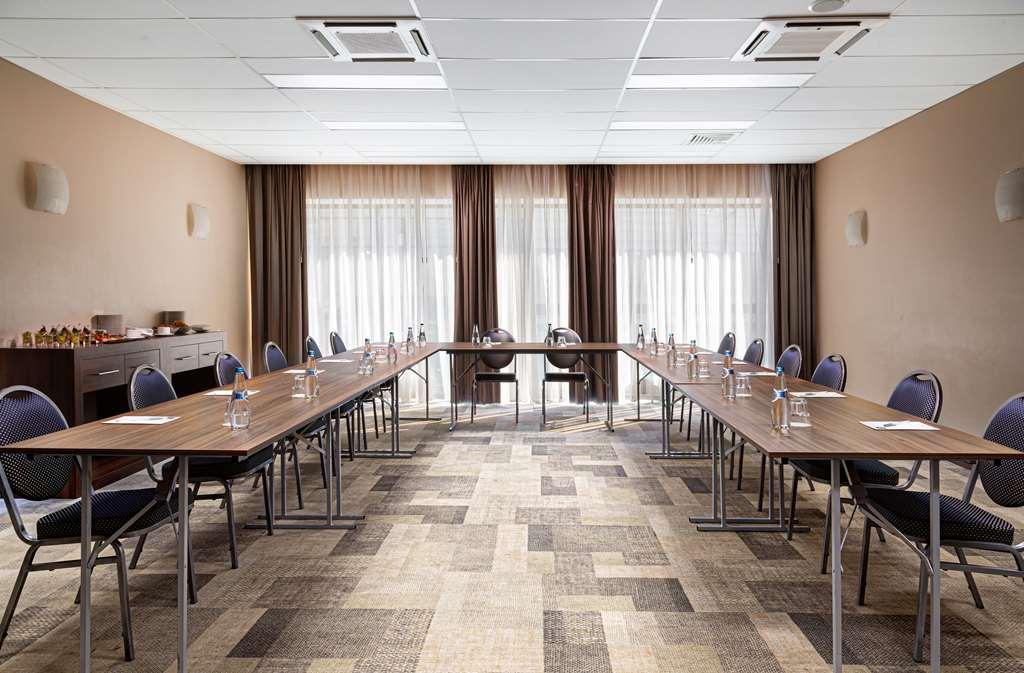Hampton By Hilton Minsk City Centre Facilities photo