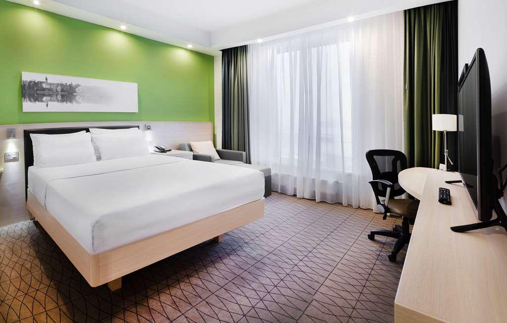 Hampton By Hilton Minsk City Centre Room photo