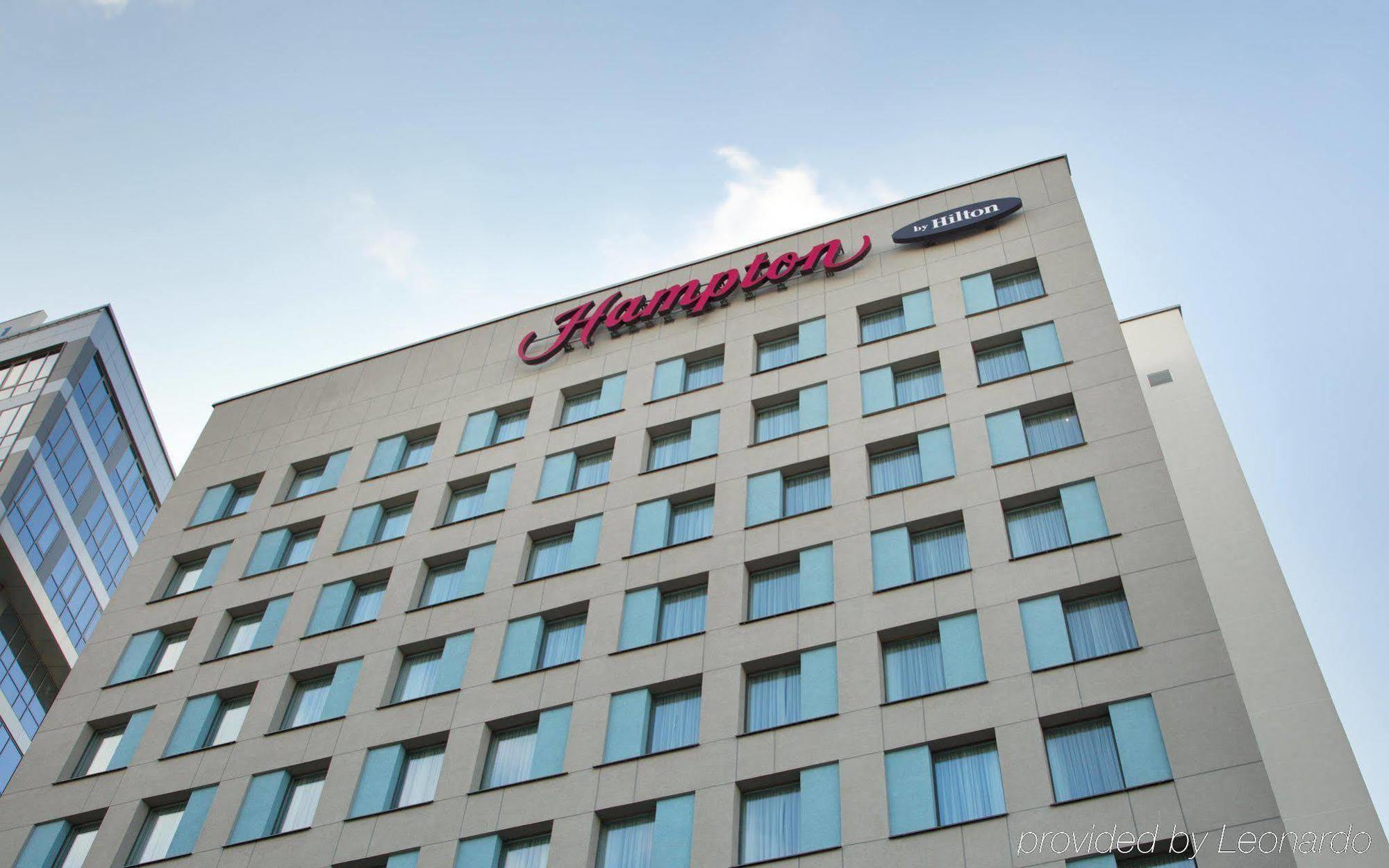 Hampton By Hilton Minsk City Centre Exterior photo