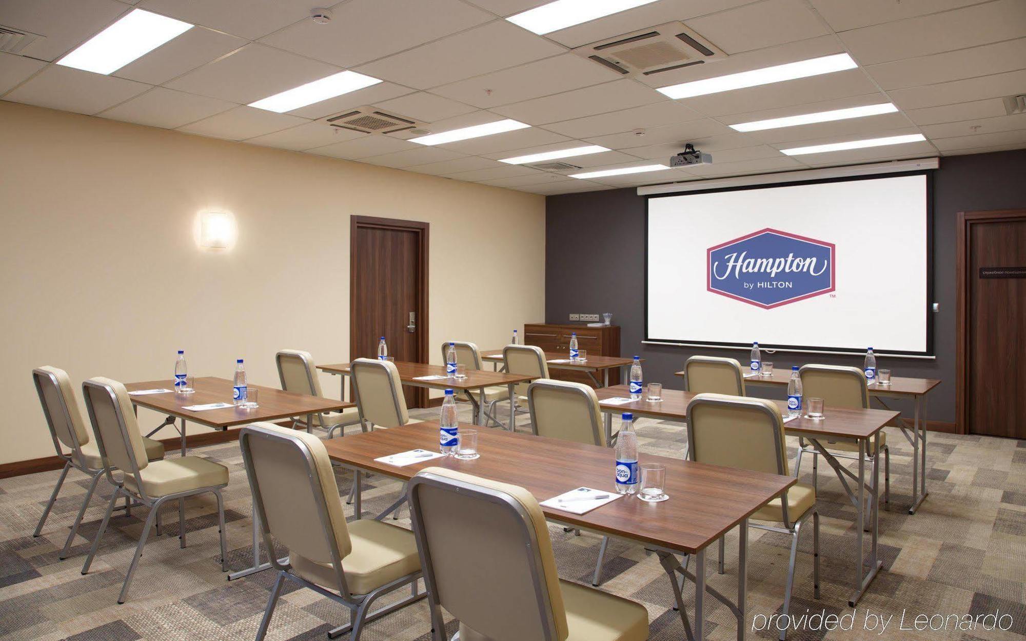 Hampton By Hilton Minsk City Centre Exterior photo