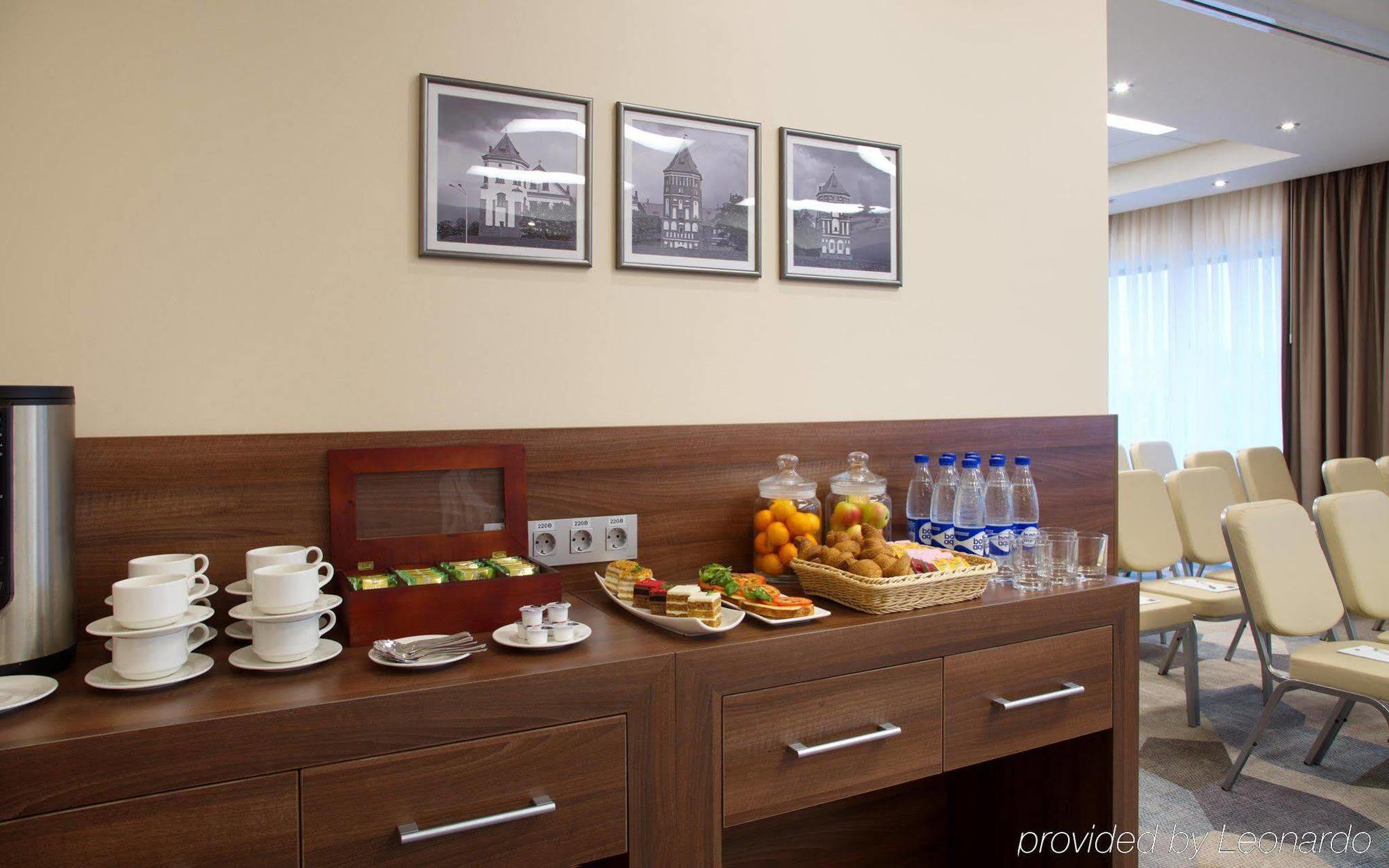 Hampton By Hilton Minsk City Centre Exterior photo