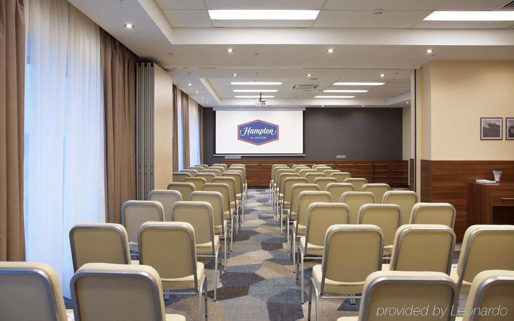 Hampton By Hilton Minsk City Centre Exterior photo