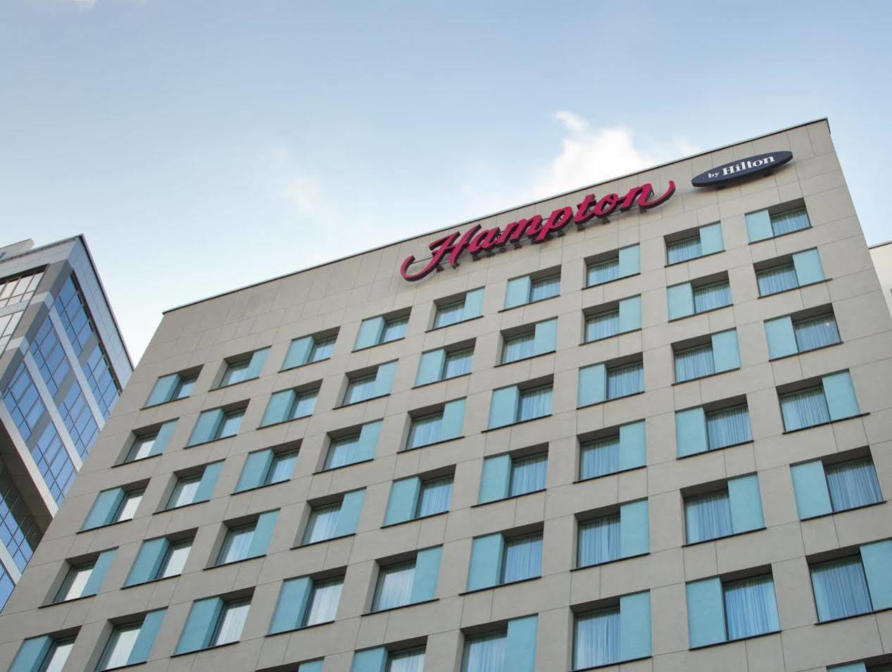 Hampton By Hilton Minsk City Centre Exterior photo
